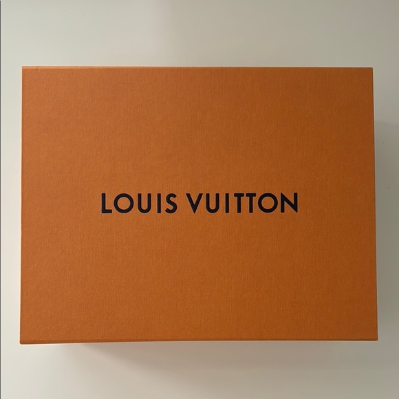 Louis Vuitton Archlight Sneakers Size 37 - Gently Worn Like New - Picture 2 of 13